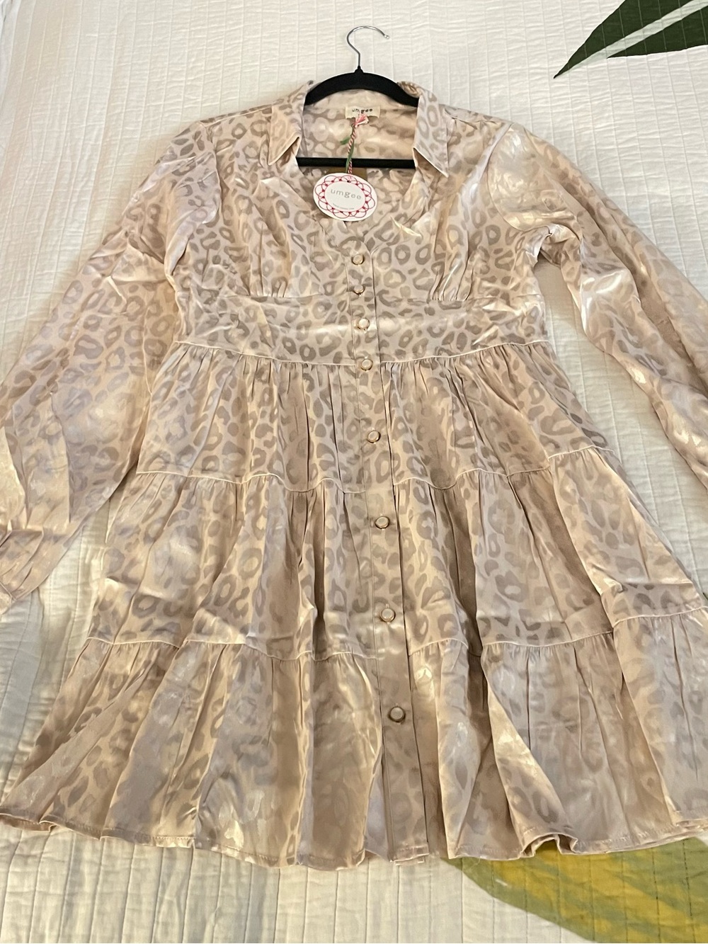 Umgee Metallic Blush Leopard Tiered Button Dress
